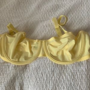 Cup sexy yellow bra